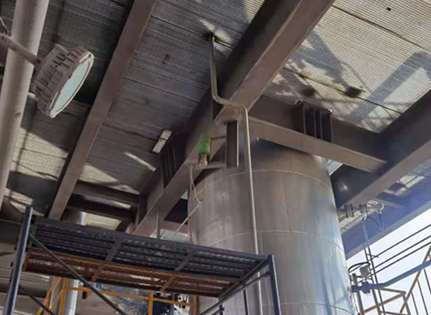 Na-22放射性儀表 多晶硅生產裝置儲罐測控現場(圖2) Na-22放射性儀表 多晶硅生產裝置儲罐測控現場(圖2)